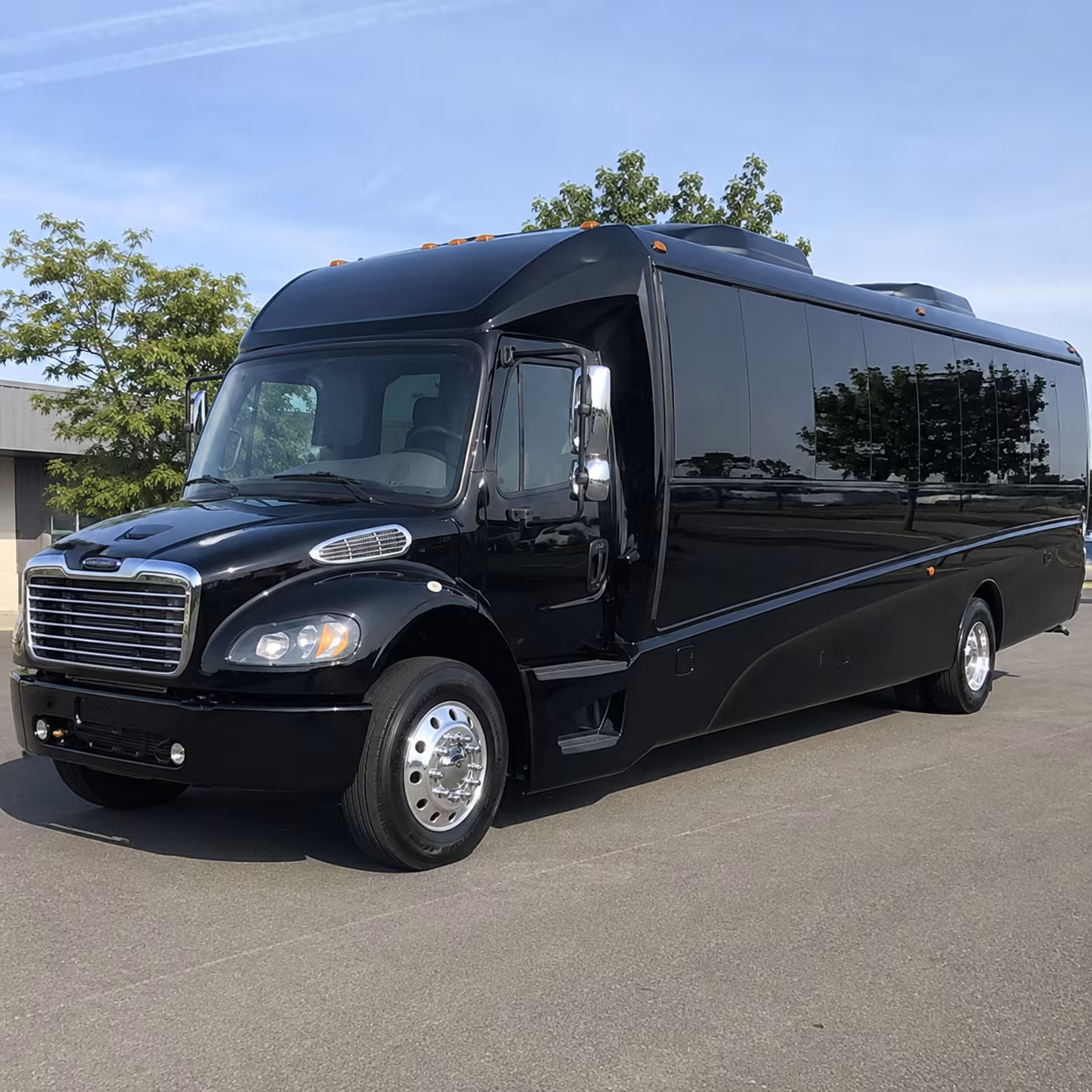 apple valley 18 passenger minibus