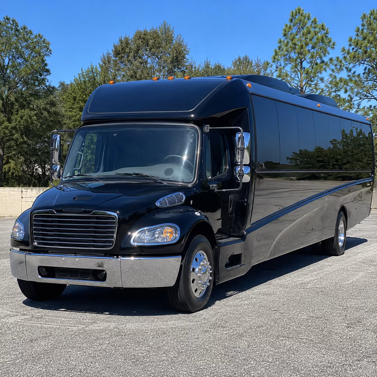 apple valley 20 passenger minibus