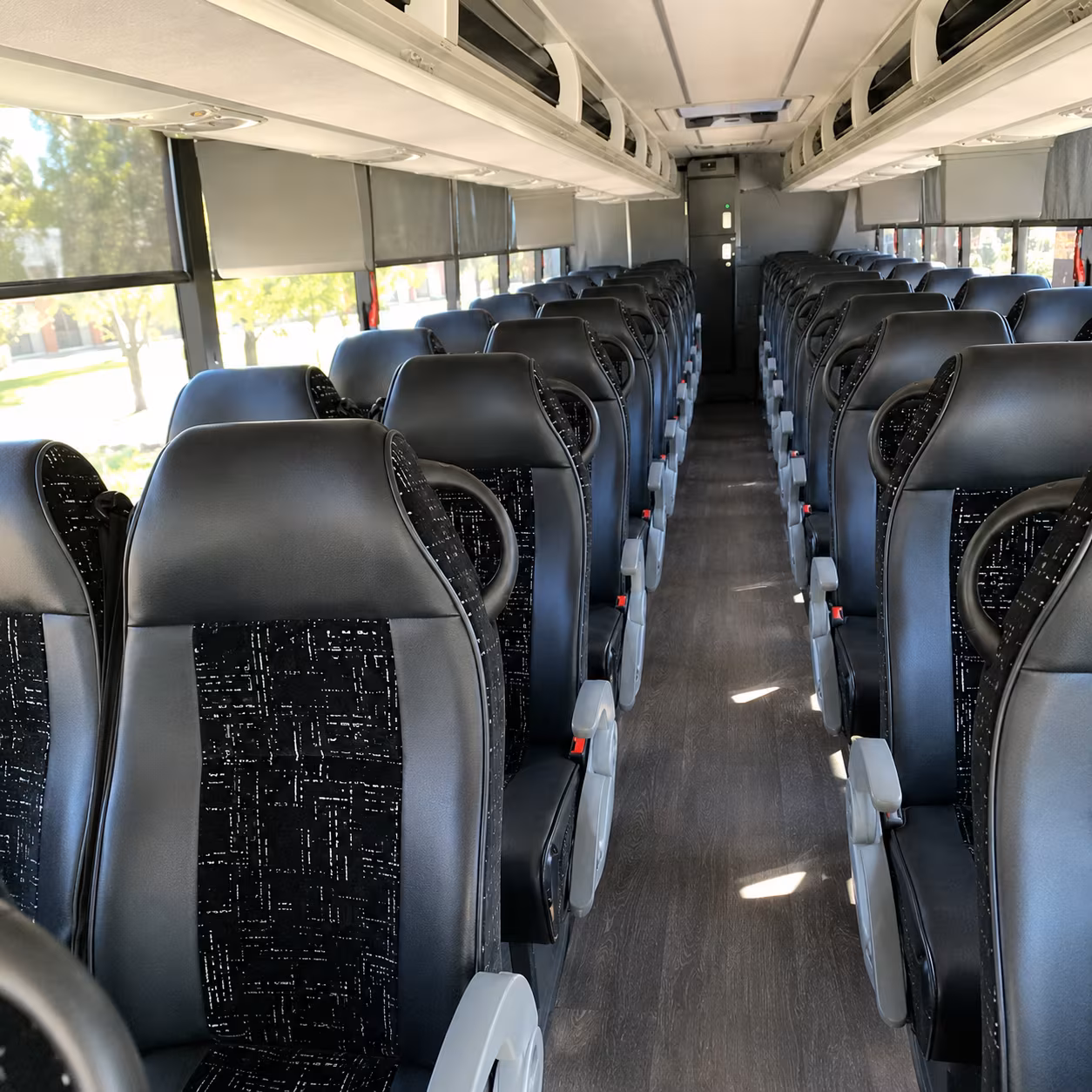apple valley charter bus