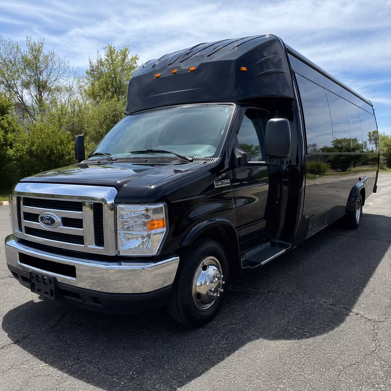 apple valley corporate event party bus rental