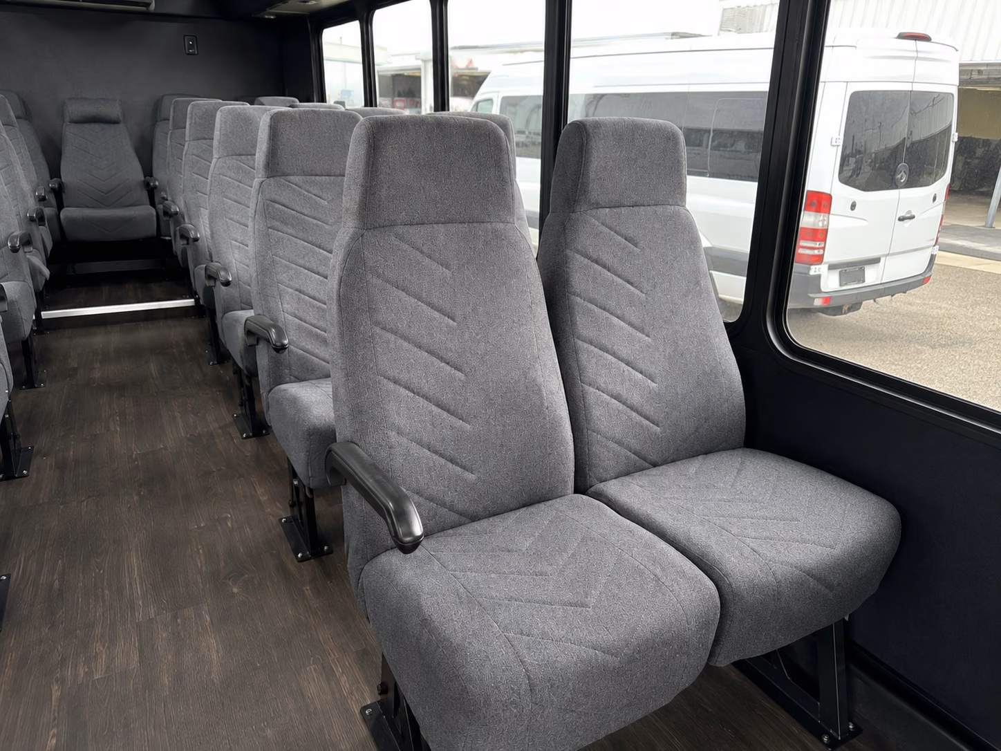 shuttle buses for apple valley wedding guests between hotels and venues